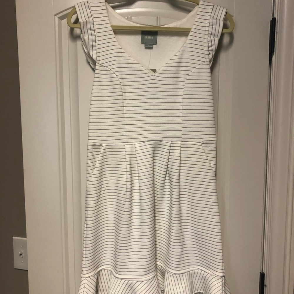 *NWT* Anthropologie White Ruffle Dress